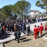 Una vista dall'alto del giardino dei giusti presso il cortile posteriore della sede centrale dell'istituto comprensivo